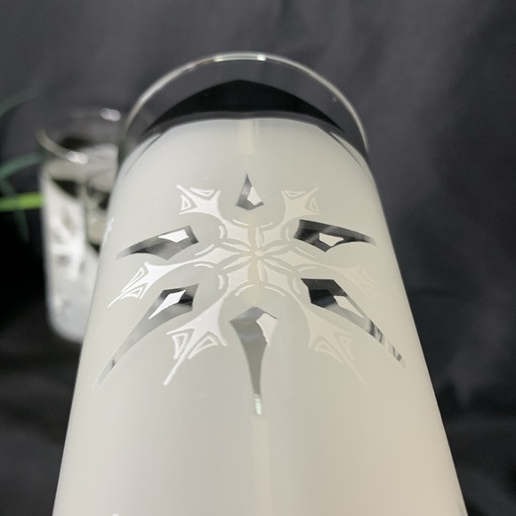 Set of 4 Vintage Anchor Hocking snowflake frosted black & white Highball Glasses - Picture 6 of 8
